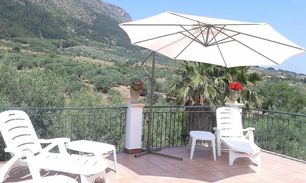 Farm stay Casa Siciliana Altarbiah Villa Trabia Italy